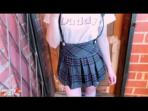 ❤️ L'escola es xucla la polla profundament i la folla en lloc de les classes. ️❌ Porno dur al ca.xlxxporno.ru